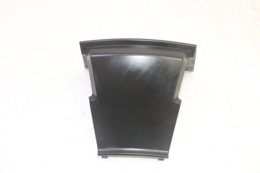 photo de CARENADO TRASERO CONEXION PIAGGIO MP3 HPE 350 (2018 - 2020) - Zoom estado de uso