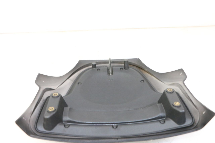 photo de UNIóN DE CARENADO TRASERO. PIAGGIO MP3 500 (2011 - 2015)
