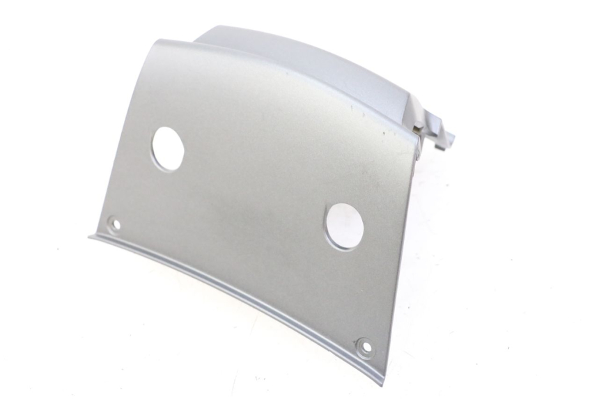 photo de CARENADO TRASERO CONEXION PIAGGIO MP3 500 (2014 - 2016)