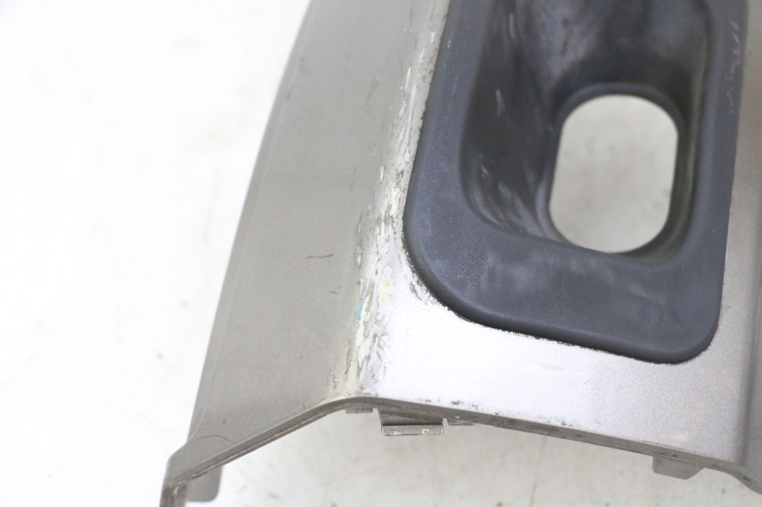 photo de CARENADO TRASERO CONEXION PEUGEOT SATELIS 125 (2013 - 2018)