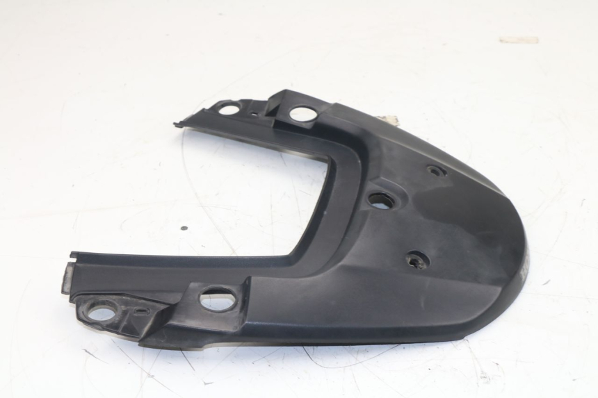 photo de CARENADO TRASERO CONEXION SUPERIOR HONDA CBF N 600 (2004 - 2007)