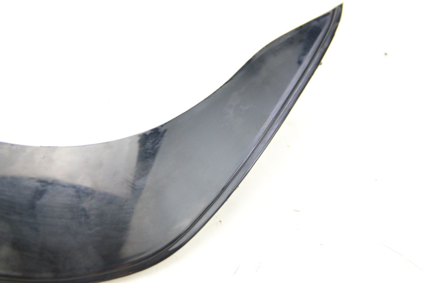 photo de JUNTA DE CARENADO TRASERO SUPERIOR REVATTO IMPERATOR 125 (2007 - 2015)