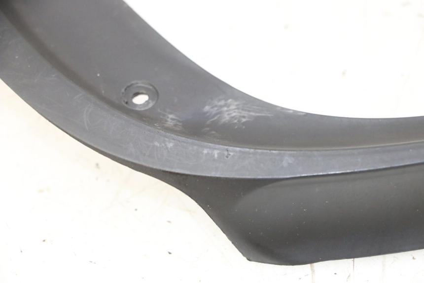 photo de CARENADO TRASERO CONEXION SUPERIOR PIAGGIO MP3 HPE 310 (2024 - 2025)