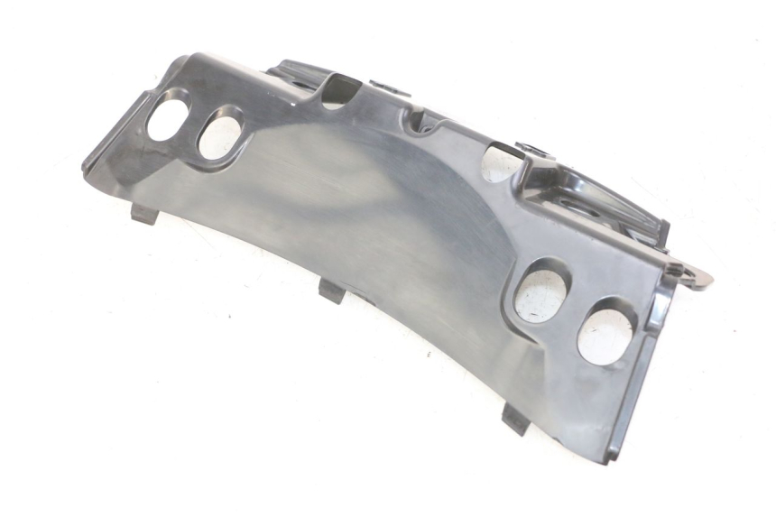 photo de JUNTA CARENADO TRASERO SUPERIOR PIAGGIO MP3 RL 250 (2007 - 2010)