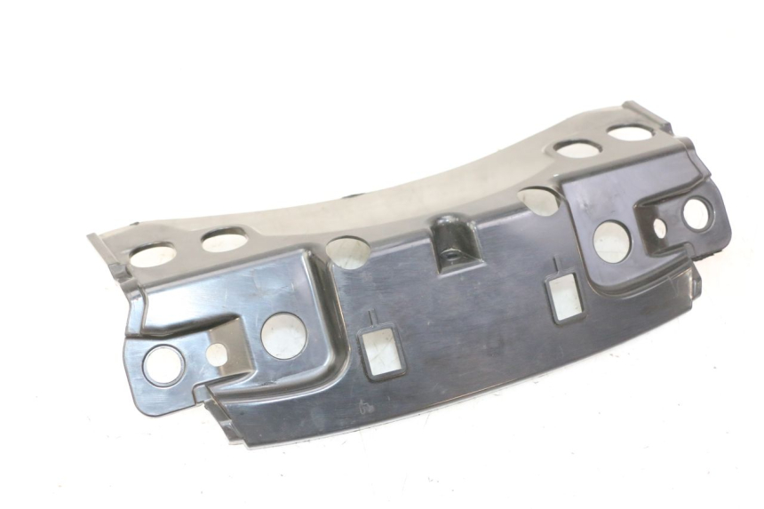 photo de JUNTA CARENADO TRASERO SUPERIOR PIAGGIO MP3 RL 250 (2007 - 2010)