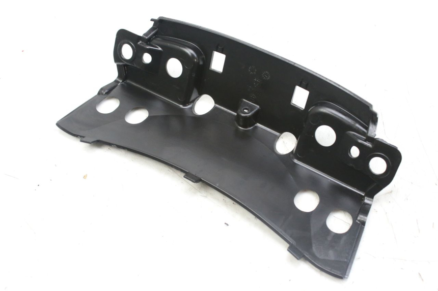 photo de JUNTA CARENADO TRASERO SUPERIOR PIAGGIO MP3 RL 250 (2007 - 2010)