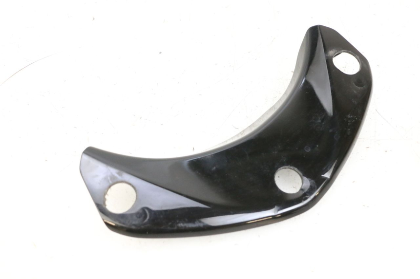 photo de CARENADO TRASERO CONEXION SUPERIOR YAMAHA NEO'S CORE 1 (2022 - 2026) - Otra perspectiva