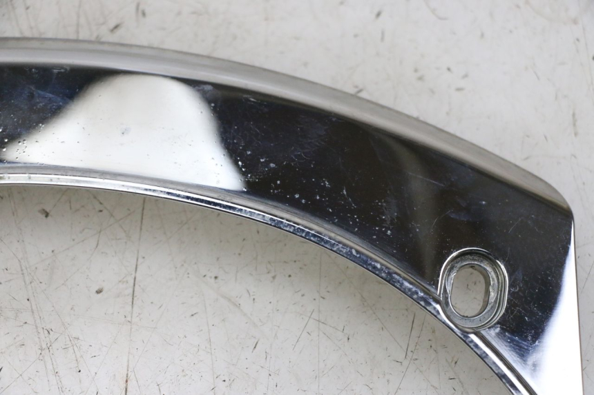 photo de CARENADO TRASERO CONEXION SUPERIOR PEUGEOT SATELIS 125 (2013 - 2018)