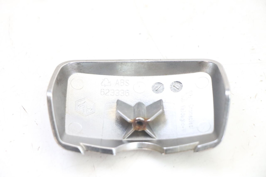 photo de CARENADO TRASERO CONEXION SUPERIOR PIAGGIO VESPA S 2T 50 (2007 - 2014)