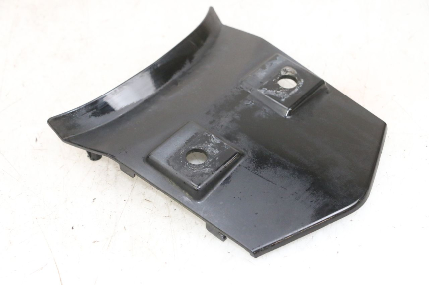 photo de CARENADO TRASERO CONEXION SUPERIOR DAELIM S1 125 (2007 - 2016) - Vista principal