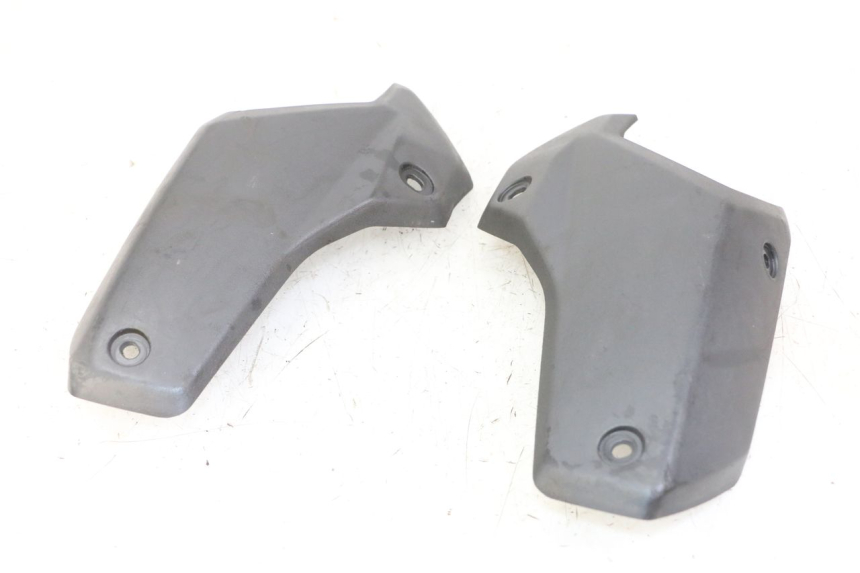 photo de CARENADO TRASERO CONEXION SUPERIOR PEUGEOT STREETZONE I 2T 50 (2018 - 2020)