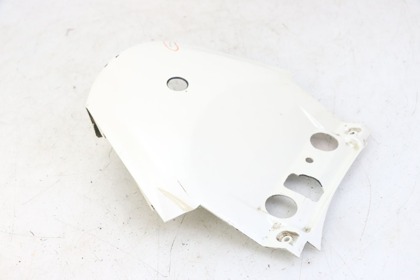 photo de JUNTA CARENADO TRASERO SUPERIOR SUZUKI BURGMAN 125 (2007 - 2014)