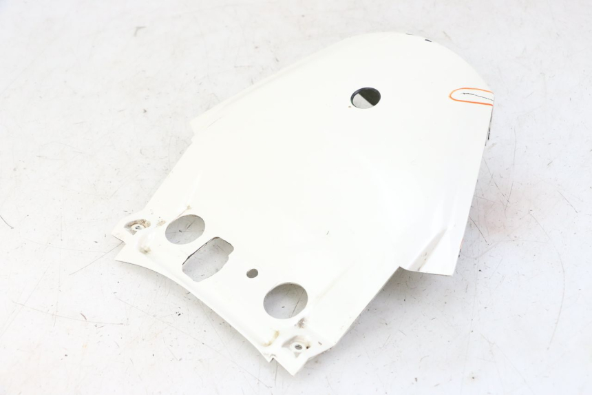 photo de JUNTA CARENADO TRASERO SUPERIOR SUZUKI BURGMAN 125 (2007 - 2014)