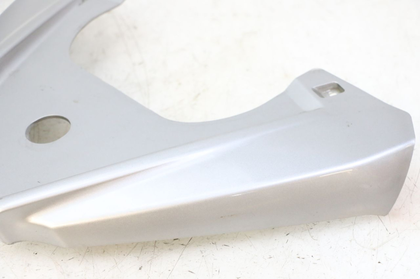 photo de JUNTA CARENADO TRASERO SUPERIOR APRILIA SXR 50 (2021 - 2023)