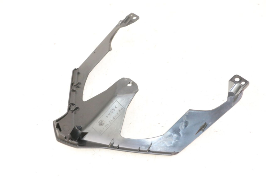 photo de CARENADO TRASERO CONEXION SUPERIOR YAMAHA XMAX X-MAX 125 (2021 - 2025)