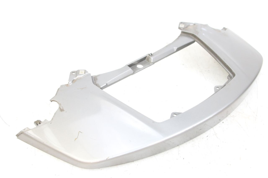 photo de JUNTA CARENADO TRASERO SUPERIOR PIAGGIO X10 125 (2012 - 2017)