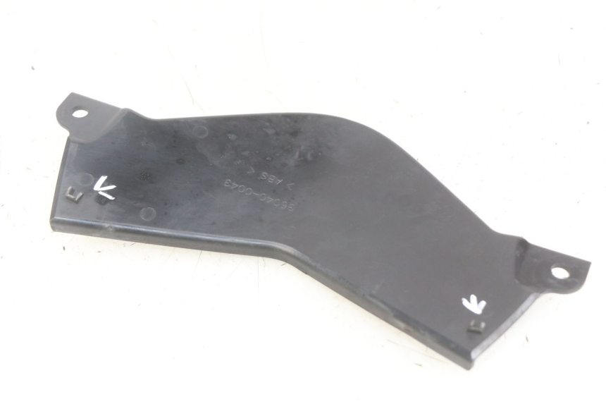 photo de JUNTA CARENADO TRASERO SUPERIOR KAWASAKI Z 750 (2007 - 2013)