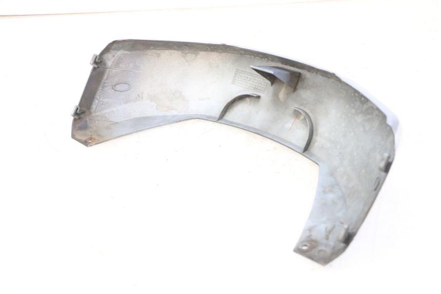 photo de UNIóN DE CARENADO TRASERO SUZUKI UH BURGMAN 125 (2002 - 2006)