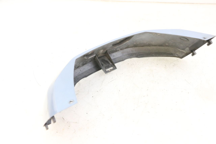 photo de UNIóN DE CARENADO TRASERO SUZUKI UH BURGMAN 125 (2002 - 2006)