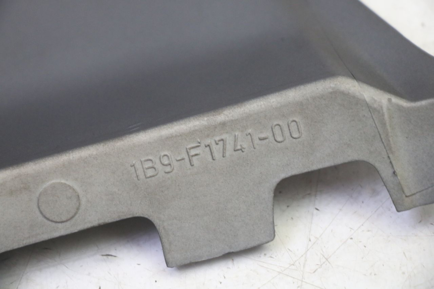 photo de UNIóN DE CARENADO TRASERO YAMAHA X-MAX XMAX 250 (2006 - 2009)