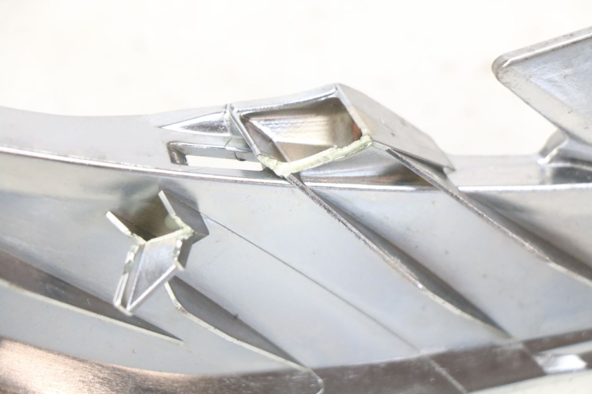 photo de UNIóN DE CARENADO TRASERO. YAMAHA D'ELIGHT DELIGHT 115 (2013 - 2017)