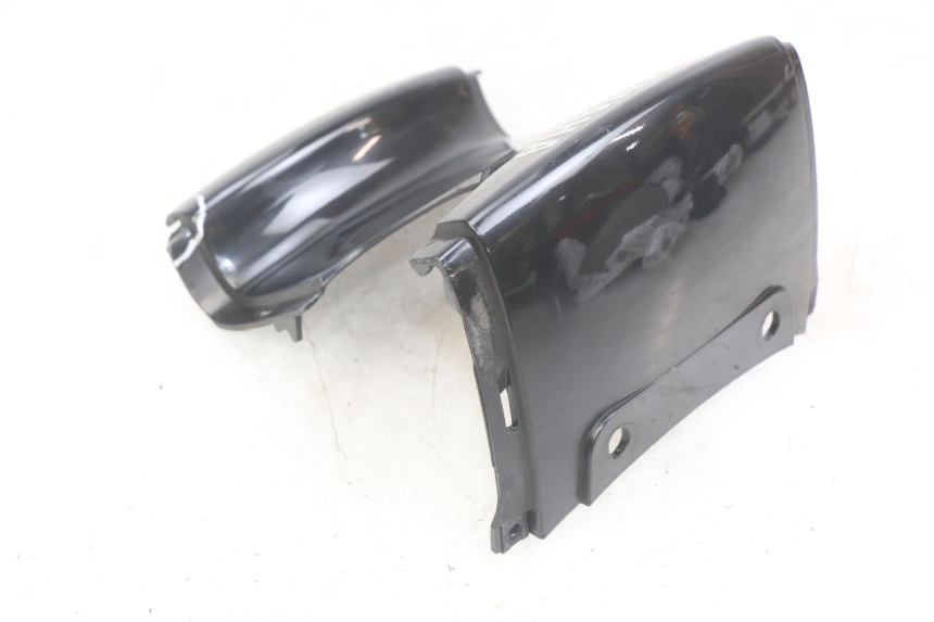 photo de UNIóN DE CARENADO TRASERO YAMAHA YP MAJESTY 125 (2007 - 2010)