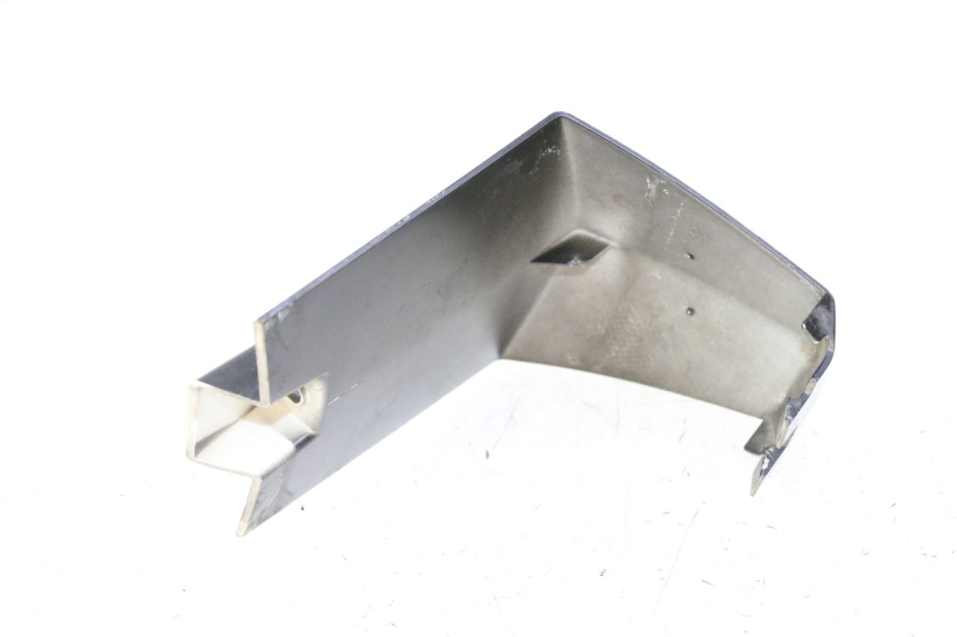 photo de JUNTA CARENAJE DELANTERO INF. PEUGEOT CITYSTAR 50 (2013 - 2017)