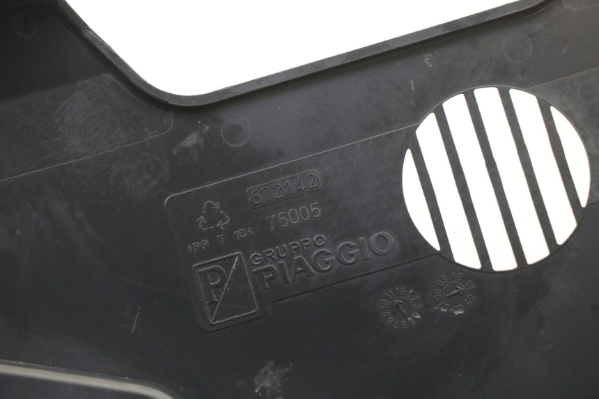 photo de CARENADO DELANTERO CONEXION PIAGGIO MP3 HPE 310 (2024 - 2025)