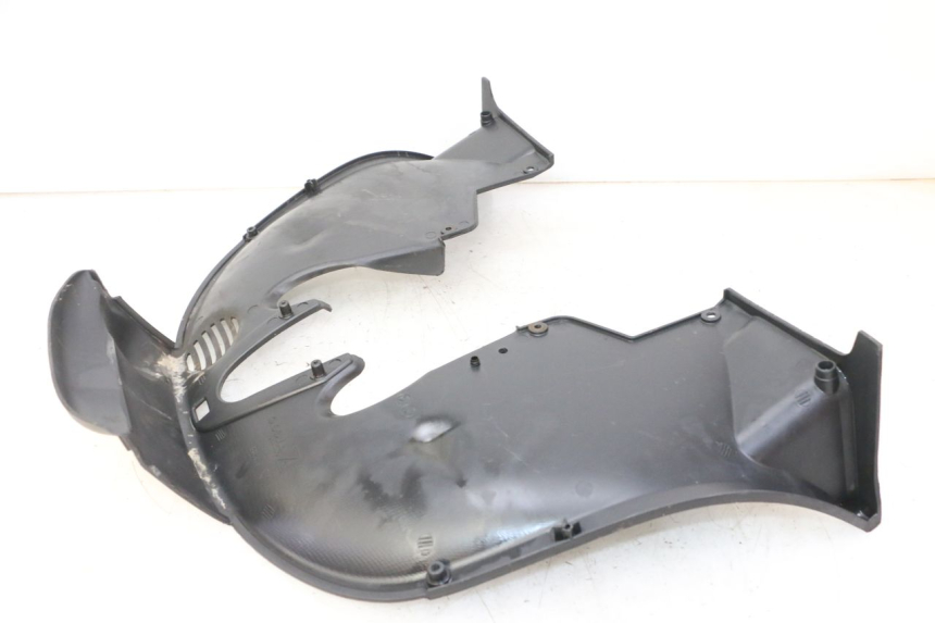 photo de JUNTA CARENAJE DELANTERO INF. PIAGGIO MP3 LT 300 (2010 - 2016)