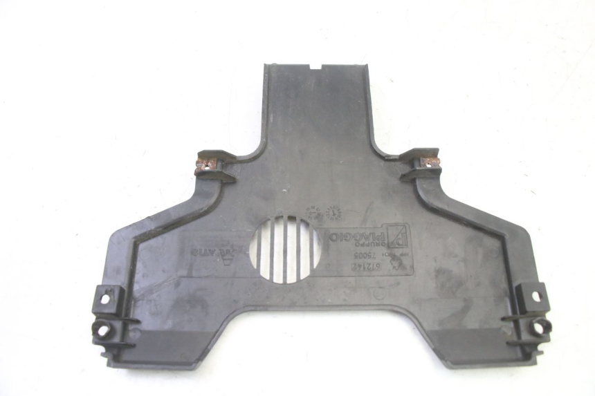 photo de CARENADO FRONTAL CONEXION PIAGGIO MP3 500 (2014 - 2016)