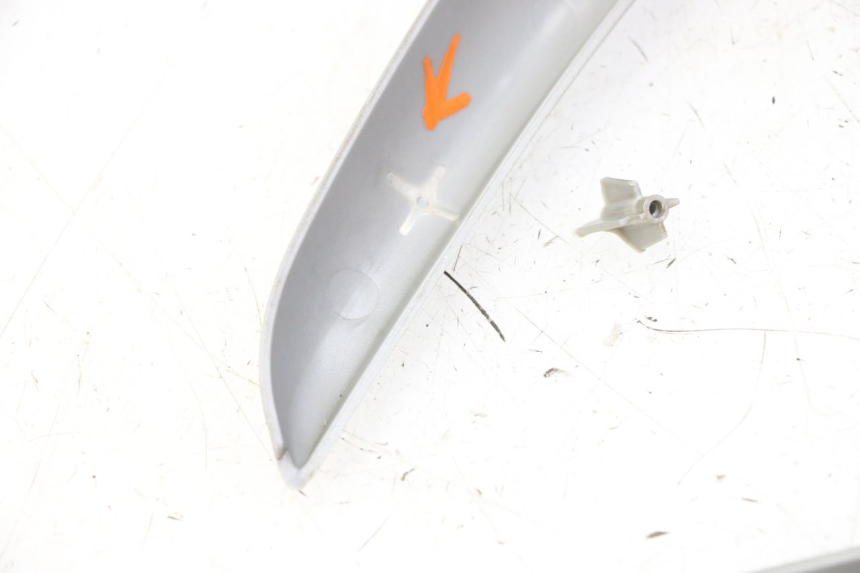 photo de JUNTA DE CARENAJE DELANTERO PIAGGIO FLY 2T 50 (2004 - 2017)