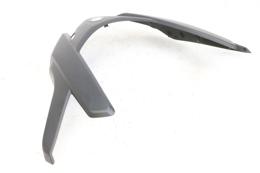 photo de JUNTA DE CARENADO DELANTERO SUPERIOR SUZUKI BURGMAN 650 (2013 - 2020)