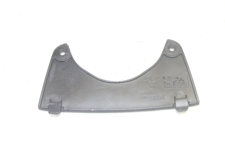 photo de CARENADO DELANTERO CONEXION PIAGGIO MP3 HPE 350 (2018 - 2020) - Otra perspectiva