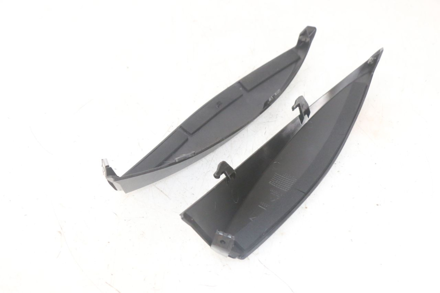 photo de CARENADO DELANTERO CONEXION PIAGGIO MP3 HPE 300 (2019 - 2026) - Zoom estado de uso