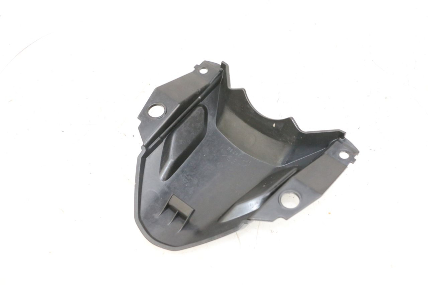 photo de CARENADO DELANTERO CONEXION YAMAHA MT-07 MT07 ABS 700 (2018 - 2020) - Detalle de la pieza