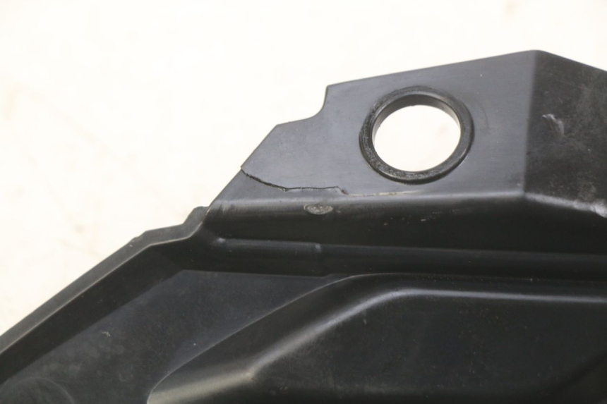 photo de JUNTA CARENAJE DELANTERO SUP. YAMAHA MT-07 MT07 700 (2018 - 2020)