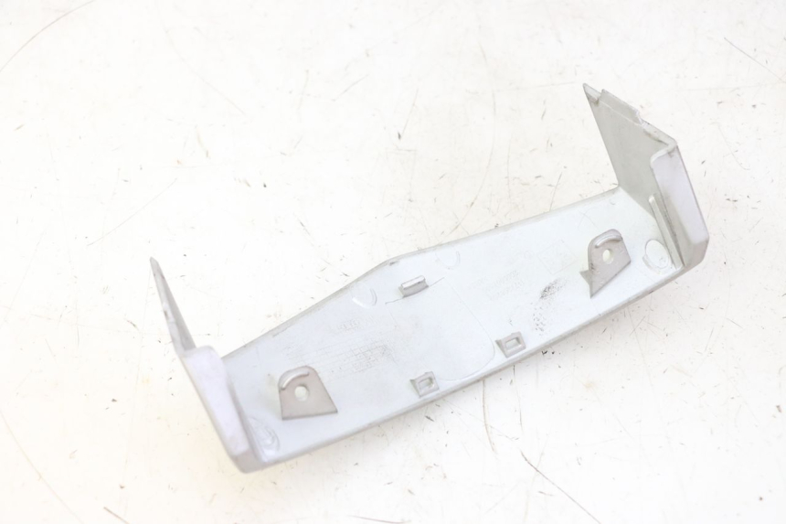 photo de JUNTA CARENAJE DELANTERO SUP. PEUGEOT VIVACITY NEW 4T 50 (2008 - 2017)