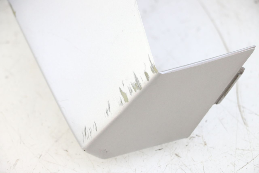 photo de JUNTA CARENAJE DELANTERO SUP. PEUGEOT VIVACITY NEW 4T 50 (2008 - 2017)