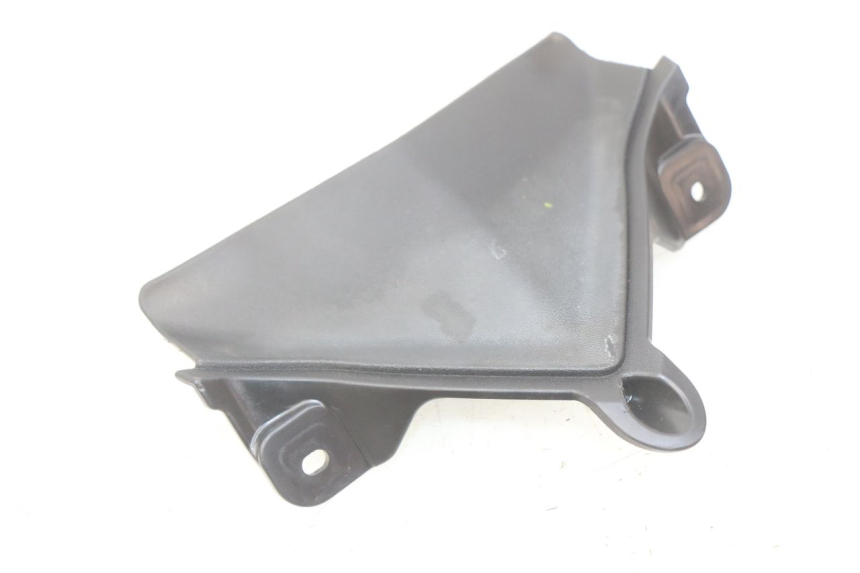 photo de JUNTA CARENAJE DELANTERO SUP. YAMAHA X-MAX XMAX 125 (2010 - 2014)