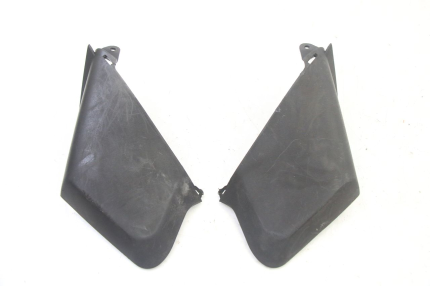 photo de JUNTA CARENAJE DELANTERO SUP. YAMAHA XMAX X-MAX 125 (2006 - 2009)