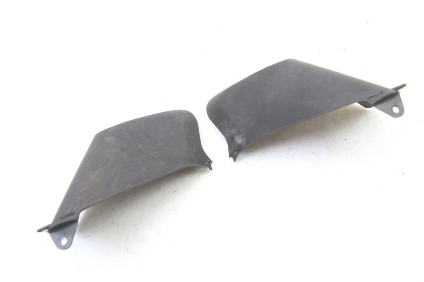 photo de JUNTA CARENAJE DELANTERO SUP. YAMAHA XMAX X-MAX 125 (2006 - 2009)
