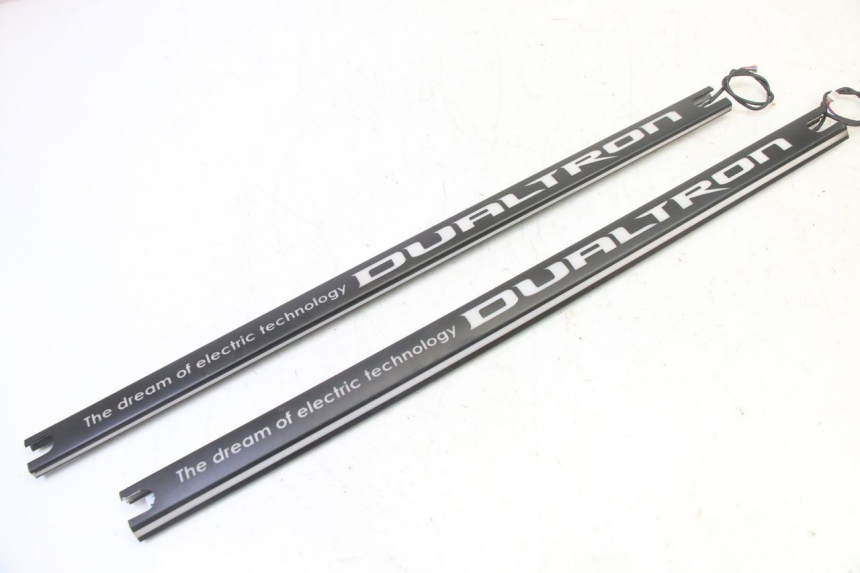 photo de JUNTA DE CARENADO DELANTERO DUALTRON VICTOR LIMITED 1
