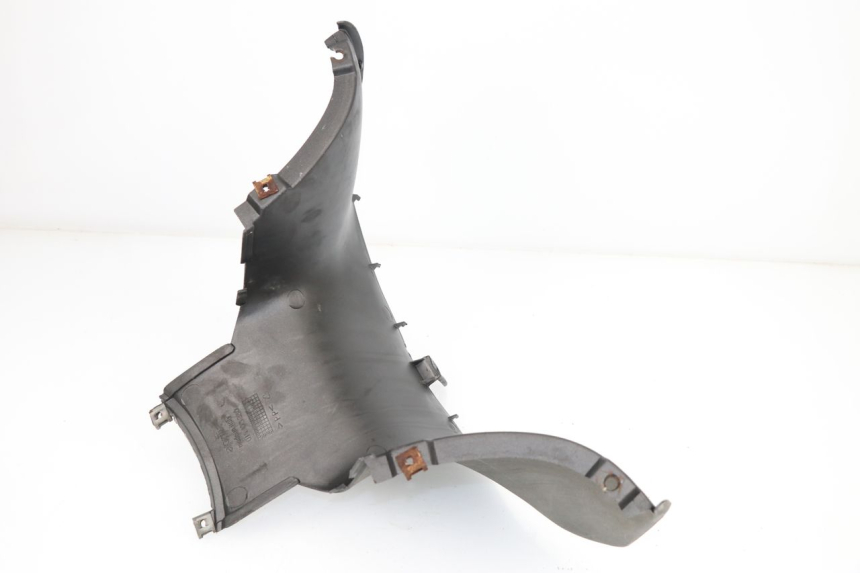 photo de TAPA REPOSAPIES CONEXION APRILIA SCARABEO GT 125 (1999 - 2007)
