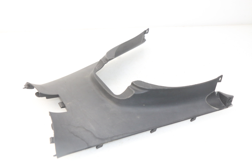 photo de TAPA REPOSAPIES CONEXION KYMCO DINK STREET 125 (2009 - 2014)