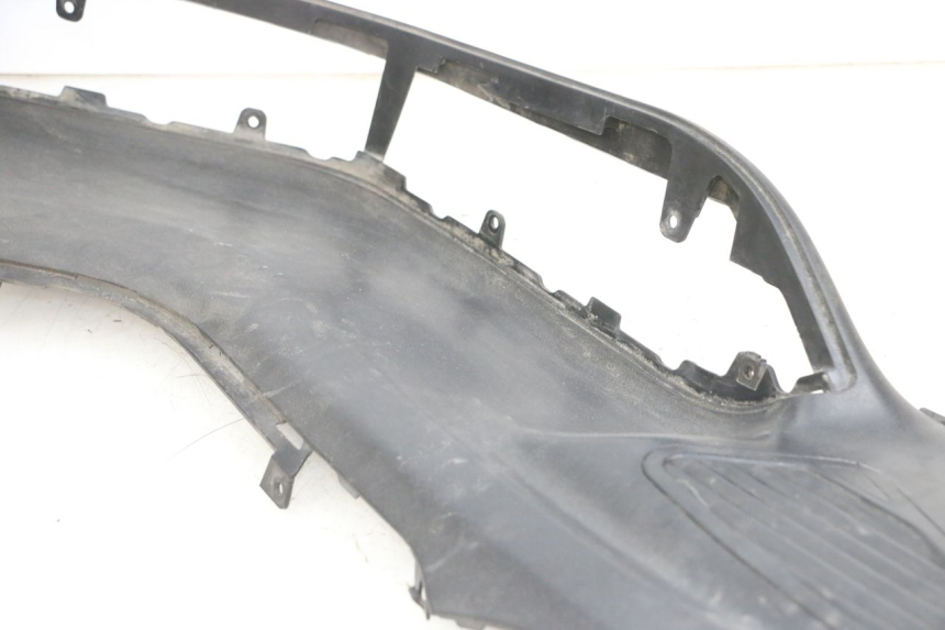 photo de TAPA REPOSAPIES CONEXION DERECHA SUZUKI BURGMAN 650 (2013 - 2020)