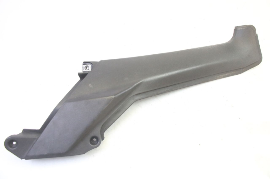 photo de TAPA REPOSAPIES CONEXION DERECHA APRILIA SR R 2T LC 50 (2018 - 2021)