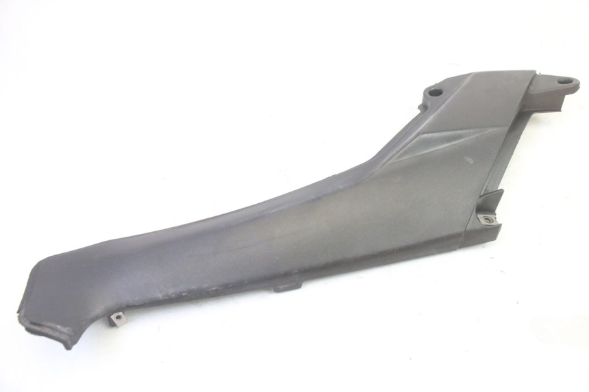 photo de TAPA REPOSAPIES CONEXION DERECHA APRILIA SR R 2T LC 50 (2018 - 2021)