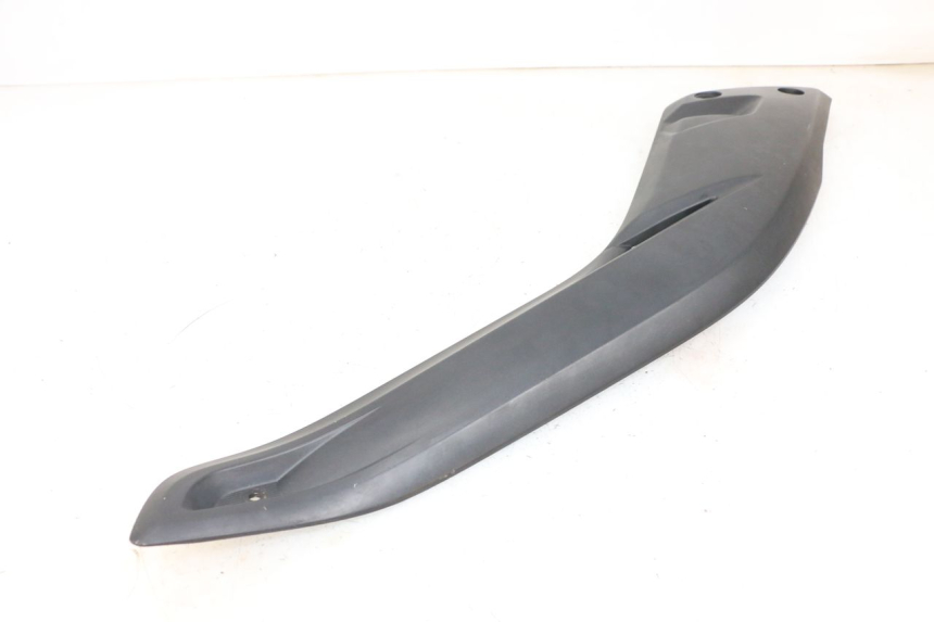 photo de JUNTA PIE DE APOYO DERECHO YAMAHA X-MAX XMAX 125 (2010 - 2013) - Detalles de los puntos de fijación