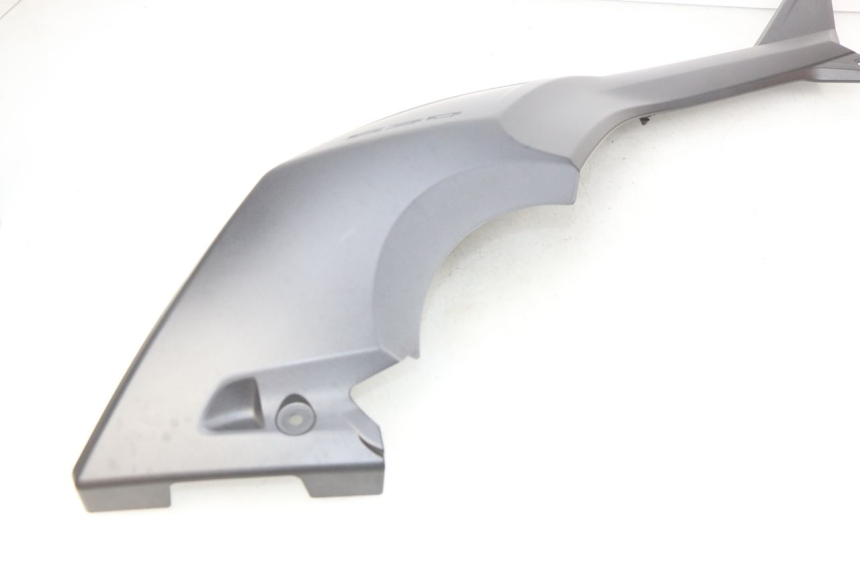 photo de TAPA REPOSAPIES CONEXION DERECHA YAMAHA XP T-MAX TMAX ABS 530 (2012 - 2015)