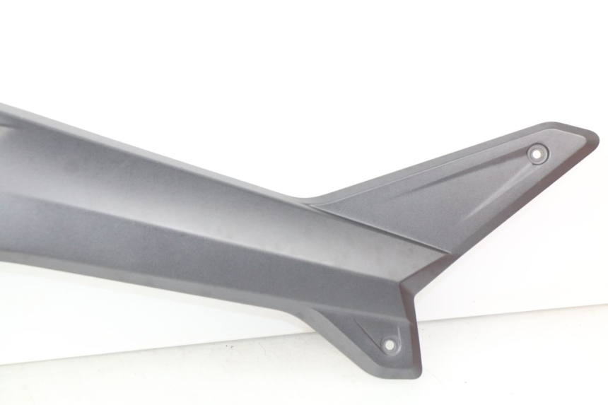 photo de TAPA REPOSAPIES CONEXION DERECHA YAMAHA XP T-MAX TMAX ABS 530 (2012 - 2015)